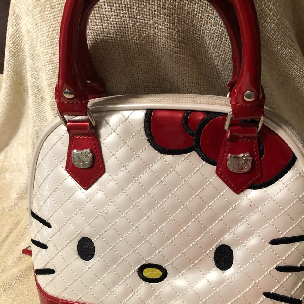 Hello Kitty handbag